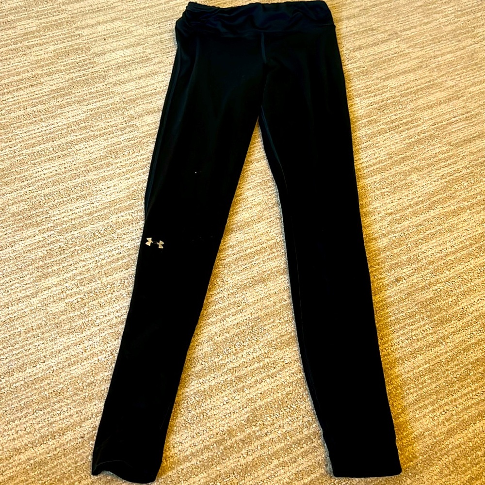 Under Armour, black leggings